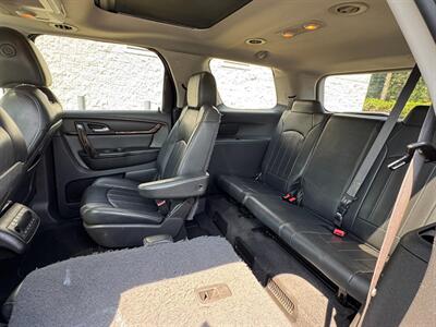 2015 GMC Acadia Denali   - Photo 8 - Huffman, TX 77336