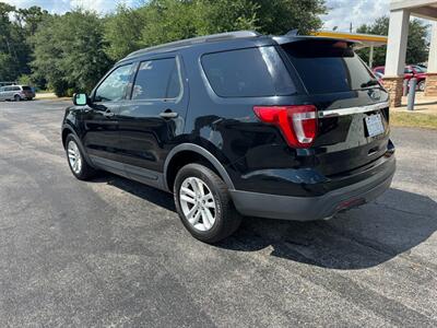 2016 Ford Explorer - Photo 2 - Huffman, TX 77336