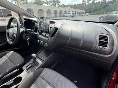 2016 Kia Forte LX - Photo 5 - Huffman, TX 77336
