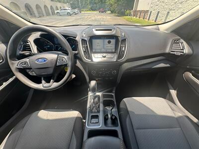 2018 Ford Escape SE   - Photo 9 - Huffman, TX 77336