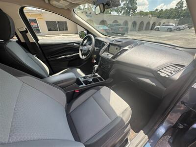 2018 Ford Escape SE   - Photo 5 - Huffman, TX 77336
