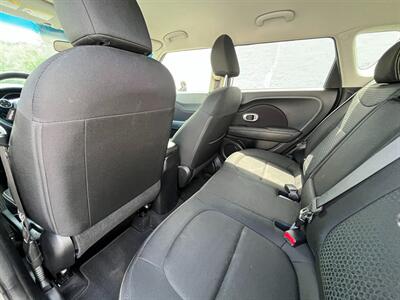 2016 Kia Soul +   - Photo 11 - Huffman, TX 77336