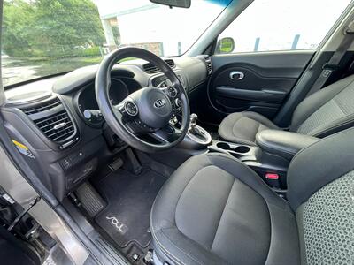 2016 Kia Soul +   - Photo 9 - Huffman, TX 77336