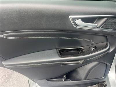 2020 Ford Edge Titanium   - Photo 20 - Huffman, TX 77336