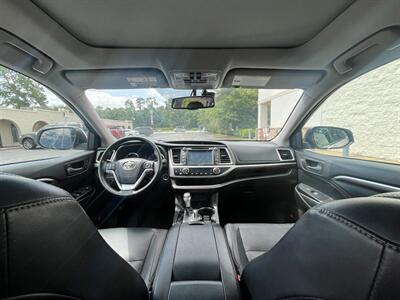 2015 Toyota Highlander Limited   - Photo 5 - Huffman, TX 77336