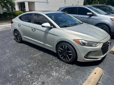 2017 Hyundai ELANTRA Limited - Photo 2 - Huffman, TX 77336