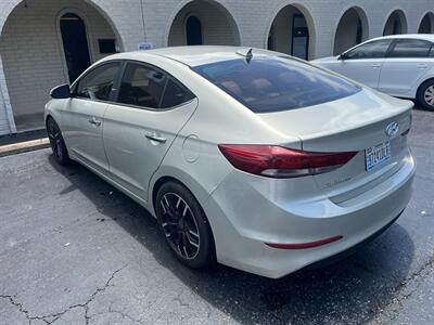 2017 Hyundai ELANTRA Limited - Photo 4 - Huffman, TX 77336