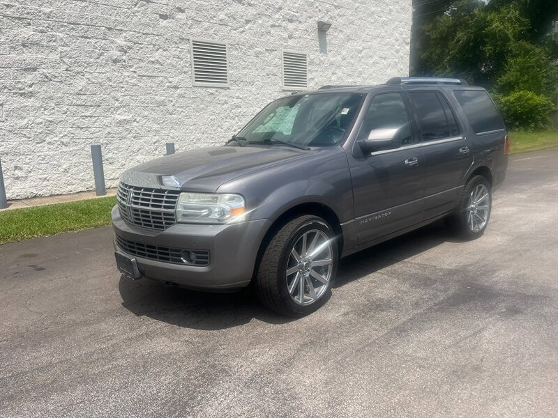 2011 Lincoln Navigator  