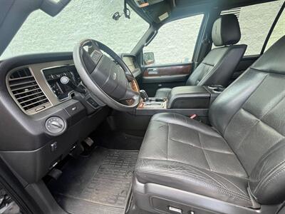 2011 Lincoln Navigator   - Photo 8 - Huffman, TX 77336