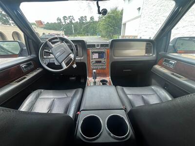 2011 Lincoln Navigator   - Photo 6 - Huffman, TX 77336