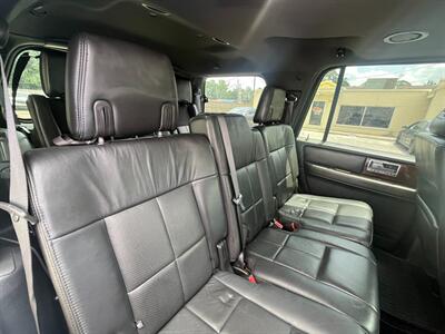 2011 Lincoln Navigator   - Photo 17 - Huffman, TX 77336