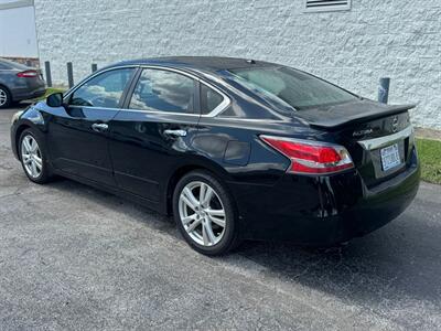 2015 Nissan Altima 3.5 SL - Photo 2 - Huffman, TX 77336