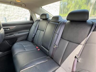 2015 Nissan Altima 3.5 SL - Photo 8 - Huffman, TX 77336