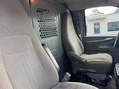 2012 Chevrolet Express 2500   - Photo 8 - Huffman, TX 77336