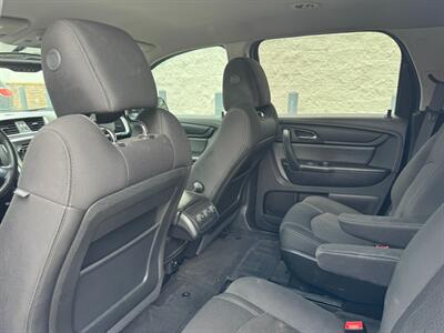 2014 GMC Acadia SLE-2 - Photo 7 - Huffman, TX 77336