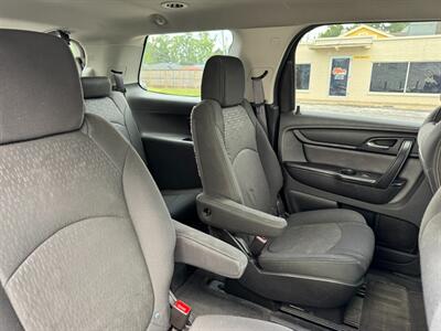 2014 GMC Acadia SLE-2 - Photo 11 - Huffman, TX 77336