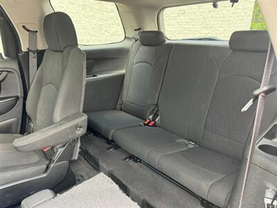 2014 GMC Acadia SLE-2 - Photo 9 - Huffman, TX 77336