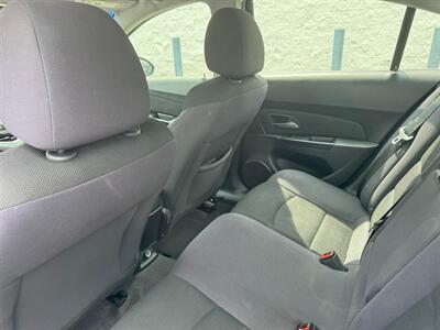 2013 Chevrolet Cruze 1LT Auto - Photo 7 - Huffman, TX 77336