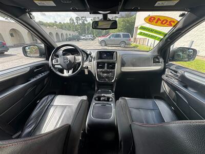 2019 Dodge Grand Caravan GT   - Photo 13 - Huffman, TX 77336