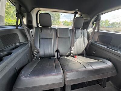 2019 Dodge Grand Caravan GT   - Photo 15 - Huffman, TX 77336