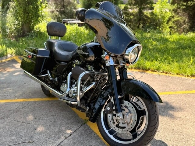 2012 Harley-Davidson Touring Street Glide  FLHX - Photo 2 - Lafayette, IN 47905
