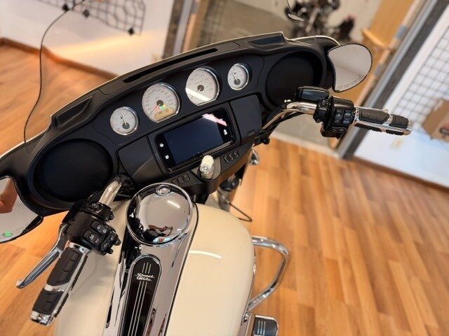 2022 Harley-Davidson Street Glide   - Photo 10 - Lafayette, IN 47905
