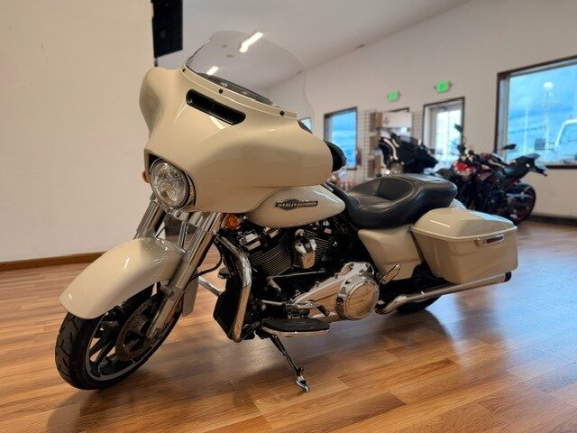 2022 Harley-Davidson Street Glide   - Photo 4 - Lafayette, IN 47905