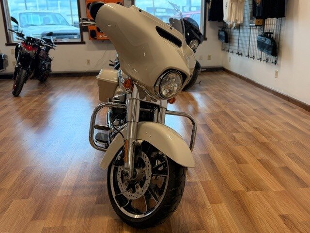 2022 Harley-Davidson Street Glide   - Photo 5 - Lafayette, IN 47905