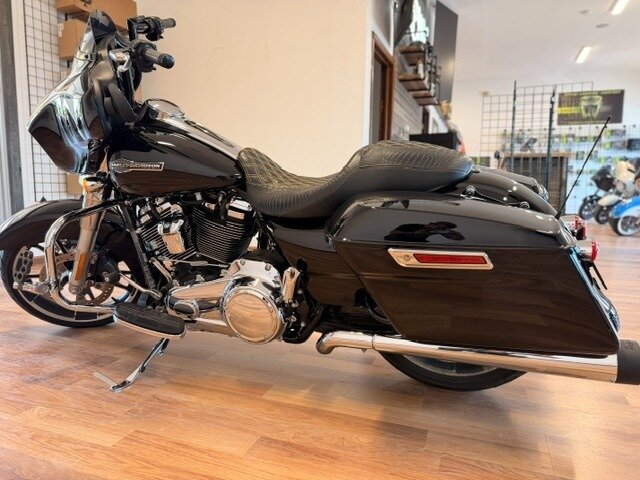2023 Harley-Davidson Touring Street Glide   - Photo 2 - Lafayette, IN 47905