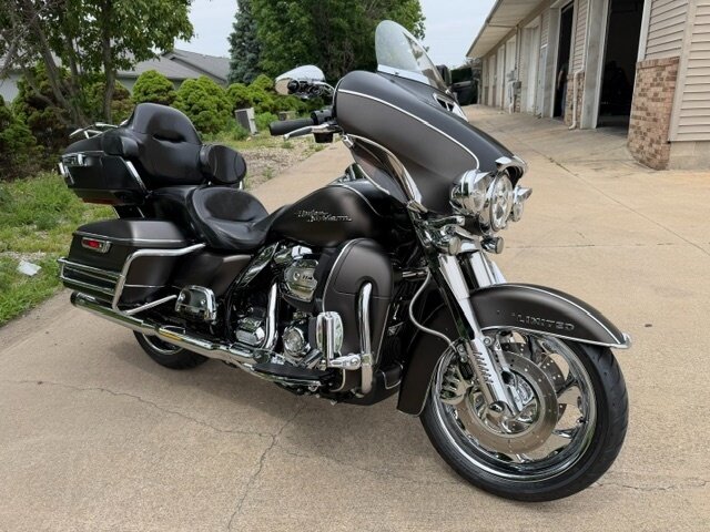 2021 Harley-Davidson Touring Ultra Limited   - Photo 2 - Lafayette, IN 47905