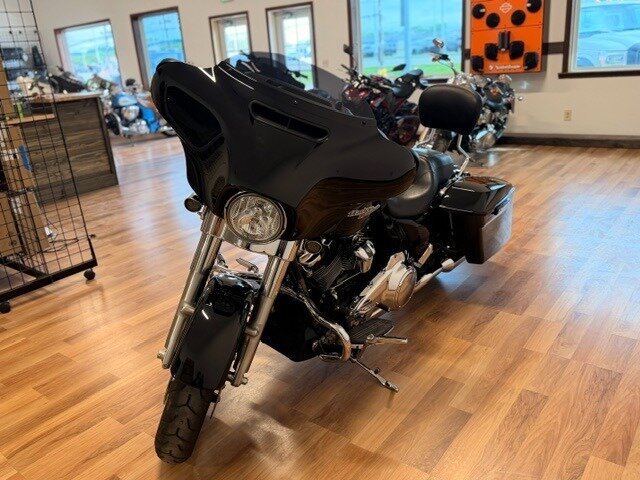 2018 Harley-Davidson Street Glide   - Photo 5 - Lafayette, IN 47905