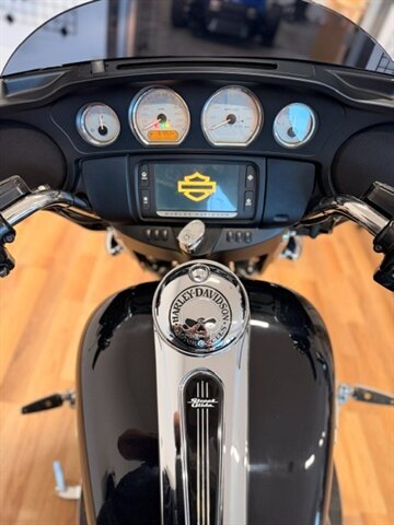2018 Harley-Davidson Street Glide   - Photo 4 - Lafayette, IN 47905