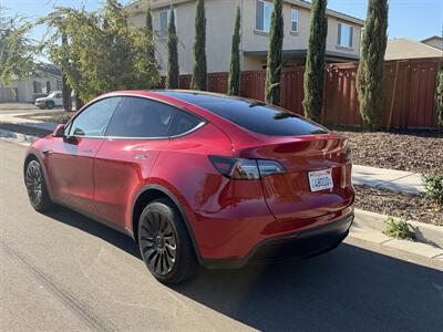 2023 Tesla Model Y   - Photo 4 - Fremont, CA 94536