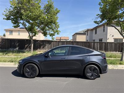 2026 Tesla Model Y   - Photo 7 - Fremont, CA 94536