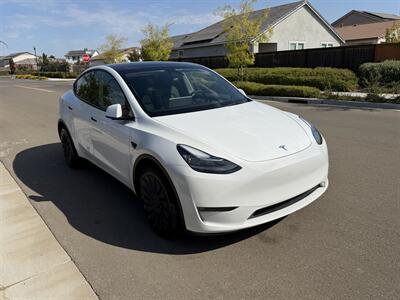 2024 Tesla Model Y   - Photo 2 - Fremont, CA 94536