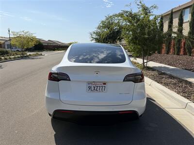 2024 Tesla Model Y   - Photo 5 - Fremont, CA 94536