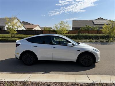2024 Tesla Model Y   - Photo 3 - Fremont, CA 94536
