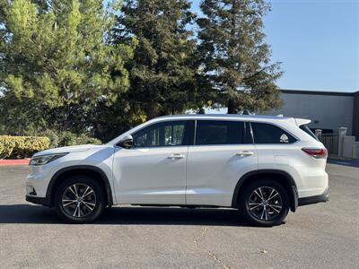 2016 Toyota Highlander XLE   - Photo 8 - Fremont, CA 94536