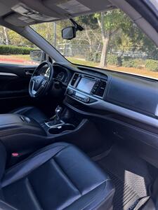 2016 Toyota Highlander XLE   - Photo 17 - Fremont, CA 94536
