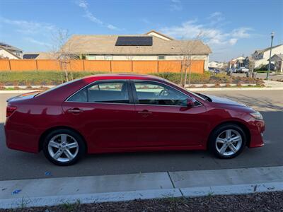 2014 Toyota Camry SE   - Photo 2 - Fremont, CA 94536