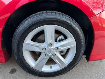 2014 Toyota Camry SE   - Photo 16 - Fremont, CA 94536