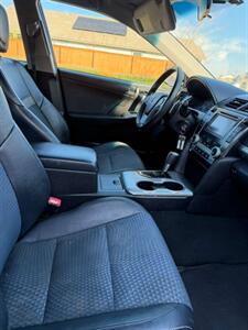 2014 Toyota Camry SE   - Photo 12 - Fremont, CA 94536