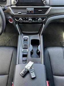 2021 Honda Accord Hybrid EX   - Photo 12 - Fremont, CA 94536