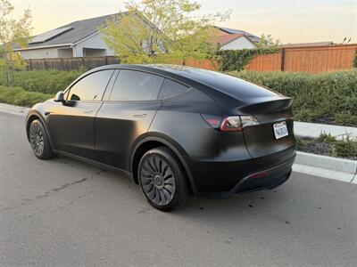 2023 Tesla Model Y   - Photo 4 - Fremont, CA 94536