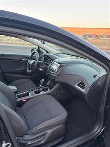 2017 Chevrolet Cruze LT Auto   - Photo 14 - Fremont, CA 94536