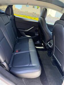 2024 Tesla Model Y Long Range   - Photo 12 - Fremont, CA 94536