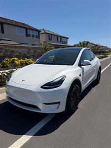 2024 Tesla Model Y Long Range   - Photo 2 - Fremont, CA 94536