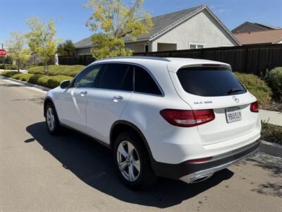 2017 Mercedes-Benz GLC GLC 300 4MATIC   - Photo 4 - Fremont, CA 94536