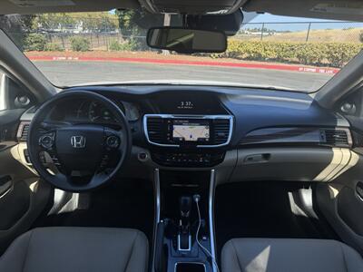 2017 Honda Accord Hybrid Touring   - Photo 12 - Fremont, CA 94536