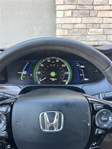 2017 Honda Accord Hybrid Touring   - Photo 16 - Fremont, CA 94536